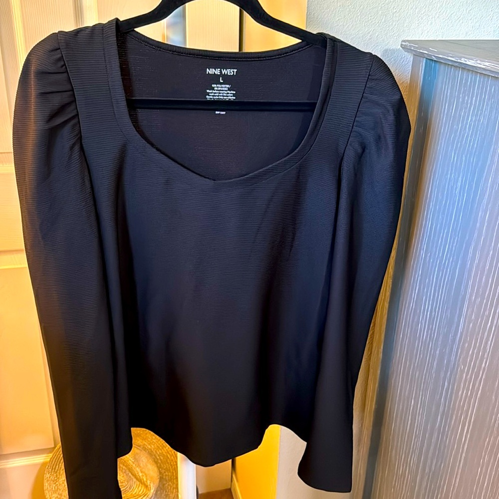 Nine West Sweetheart Neckline Gathered Sleeve Top in black